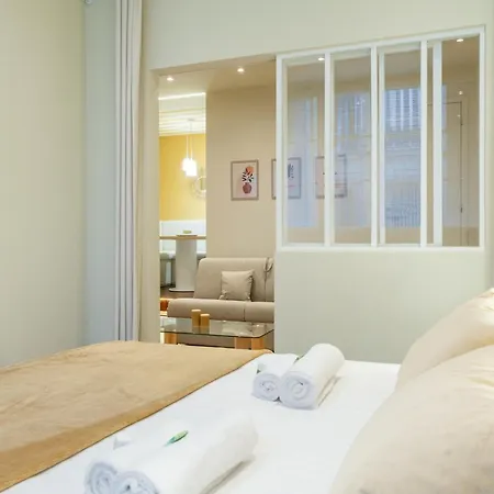 Lavie Maison Le Palais Garnier פריז